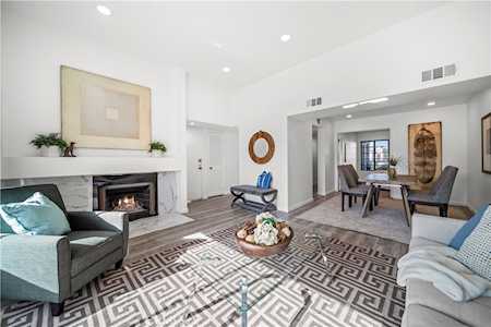 436 E Palm Ave #312 Burbank, CA 91501