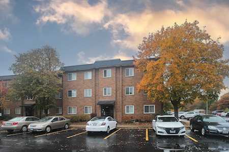 2640 Pirates Cove #3 Schaumburg, IL 60173