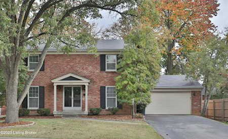 3103 Carriage Ct Louisville, KY 40205