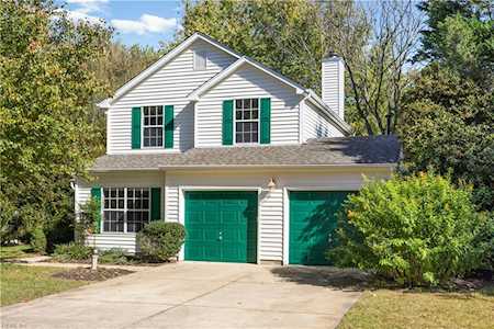 2624 Sir Thomas Way Williamsburg, VA 23185