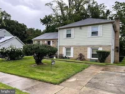 4620 Birchtree Ln Temple Hills, MD 20748