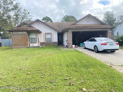 7823 Moss Pointe TRL N Jacksonville, FL 32244
