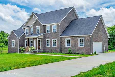 50 Peach Orchard Cir Fisherville, KY 40023