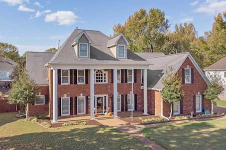 1733 Campden Dr Collierville, TN 38017