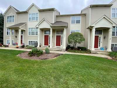 2631 Canyon Dr Plainfield, IL 60586