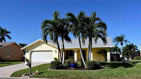 4508 Mangrove Point Rd Bradenton, FL 34210
