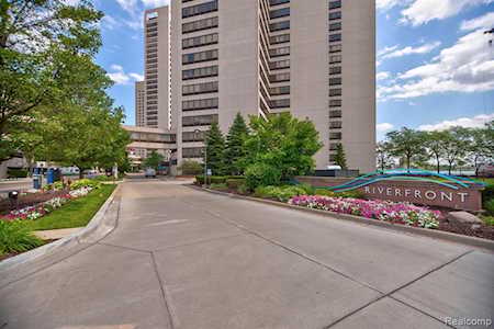 1001 W Jefferson Ave #13JK Detroit, MI 48226