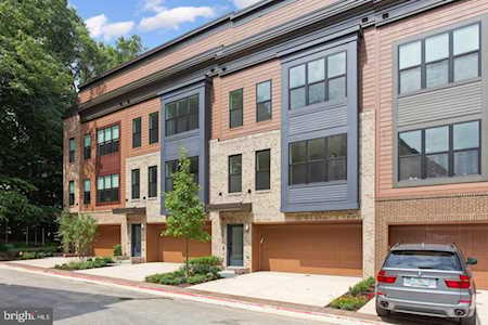 3556 Sutton Heights Circle Fairfax, VA 22031