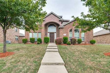 1541 Kentucky Avenue Lancaster, TX 75134