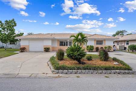 5009 Forecastle Dr New Port Richey, FL 34652