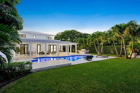 2225 Meridian Ave Miami Beach, FL 33139
