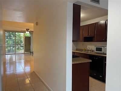 3141 NW 47th Ter #222 Lauderdale Lakes, FL 33319
