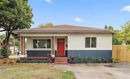 1679 27th Ave N St. Petersburg, FL 33713