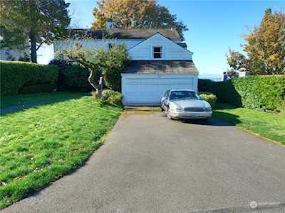 10527 15th Ave NW Seattle, WA 98177