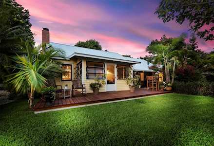 7030 Poinsetta Ave Longboat Key, FL 34228