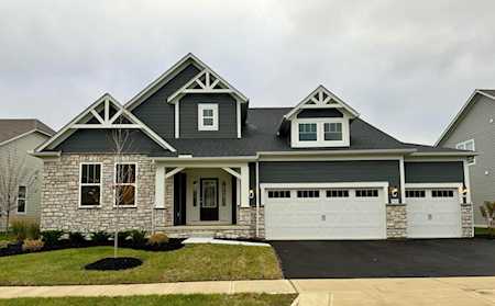 7523 Mill Springs Drive Dublin, OH 43016