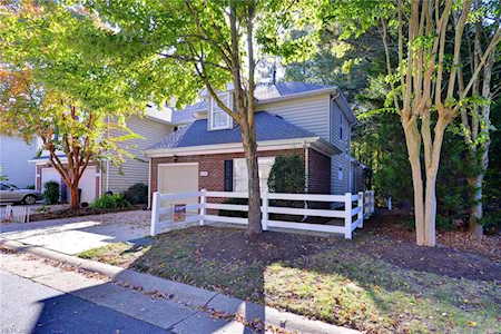 3933 Cromwell Ln Williamsburg, VA 23188