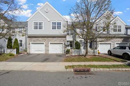 203 Dahlia Circle South Brunswick, NJ 08810