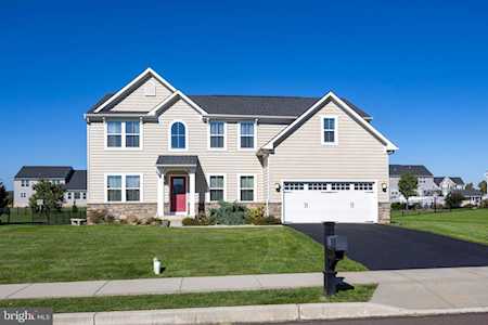 70 Fox Hollow Dr Gilbertsville, PA 19525