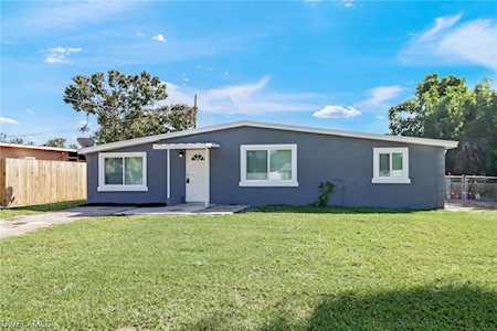 941 Hyacinth St North Fort Myers, FL 33903
