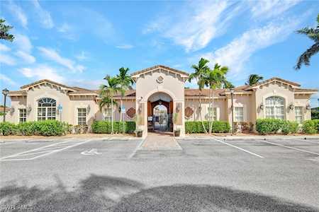 3881 Cherrybrook Loop Fort Myers, FL 33966