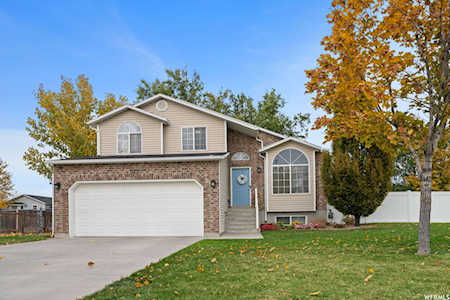 1132 W 2400 N Clinton, UT 84015