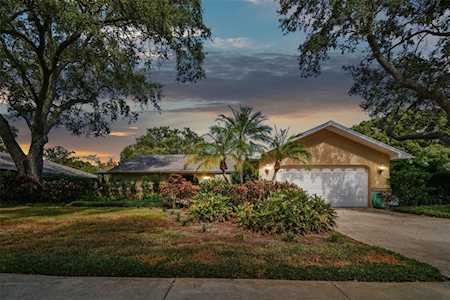 822 Village WAY Palm Harbor, FL 34683
