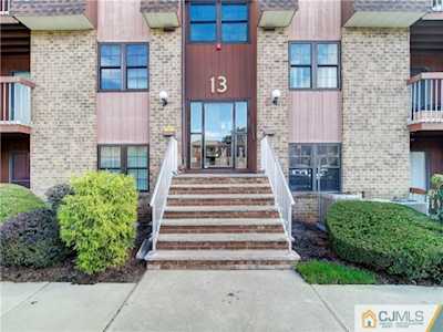 145 Overlook Court #A Woodbridge Proper, NJ 07095