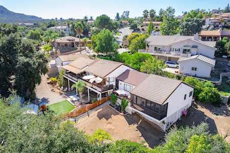 15507 Calistoga Dr Ramona, CA 92065