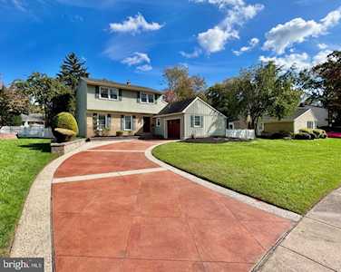 574 Florence Ave Pitman, NJ 08071