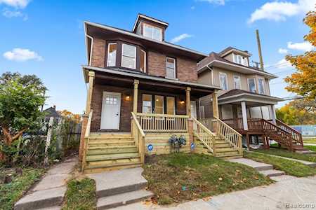 2573 Townsend St #2 Detroit, MI 48214