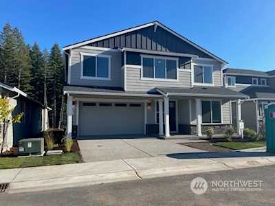 5881 Great Glen Rd SW #67 Port Orchard, WA 98367