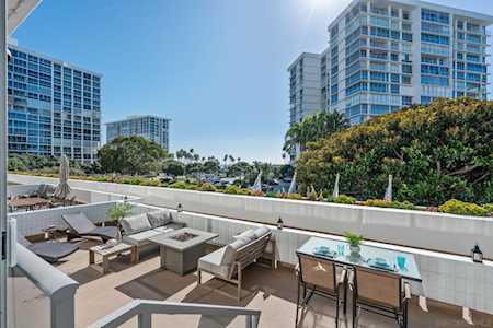 1770 Avenida Del Mundo #101 Coronado, CA 92118
