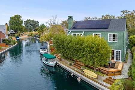 618 Gloucester Ln Foster City, CA 94404