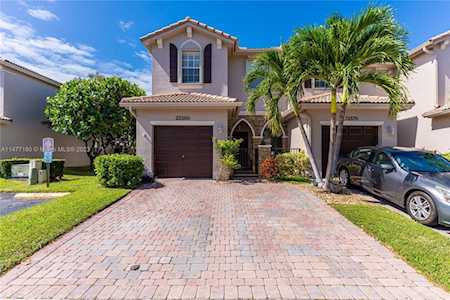 22180 SW 93rd Pl Cutler Bay, FL 33190