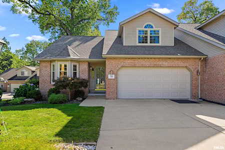 710 Woodland Knolls Rd Germantown Hills, IL 61548