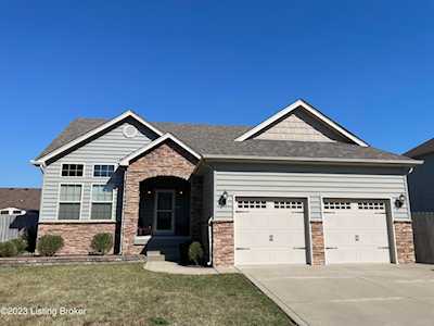 523 Reserves Blvd Shepherdsville, KY 40165