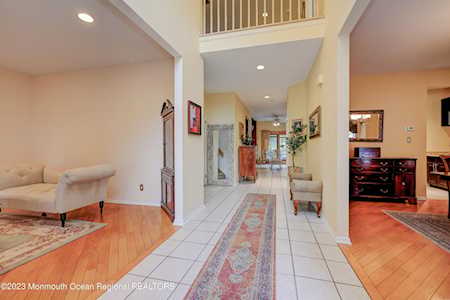 46 Alpine Dr Marlboro, NJ 07746