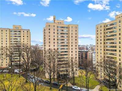 7 Fordham Hill Oval #6g Bronx, NY 10468