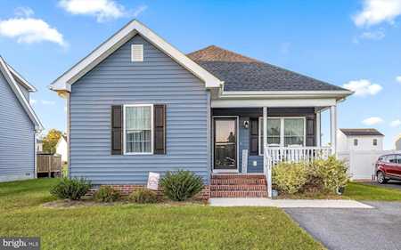 2102 Southern Fields Dr Pocomoke City, MD 21851
