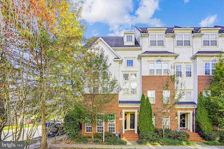 7082 Little Thames Dr Gainesville, VA 20155