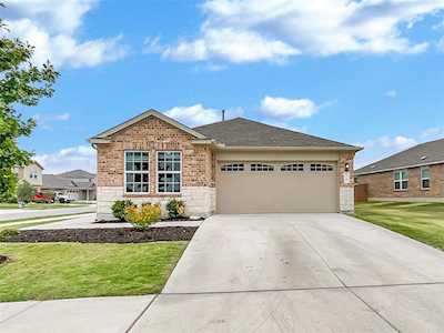 1320 Nokota BND Georgetown, TX 78626