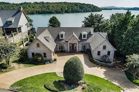 135 Big Water Dr Vonore, TN 37885