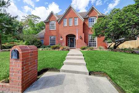 4003 Quiet Glade Ct Kingwood, TX 77345