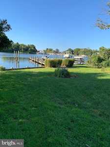 7202 Waldman Ave Sparrows Point, MD 21219