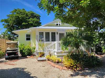 381 Lee Ave Boca Grande, FL 33921