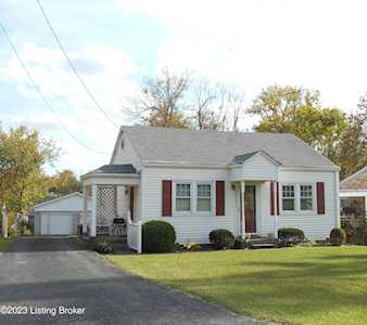 10526 Fairview Ave Louisville, KY 40299