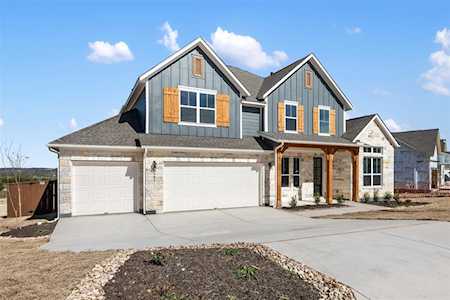 261 Crescent Moon CT Dripping Springs, TX 78620