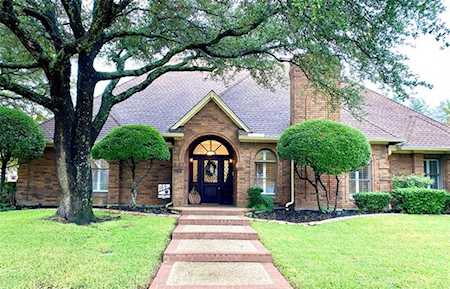 1707 Timber Ridge Circle Corinth, TX 76210