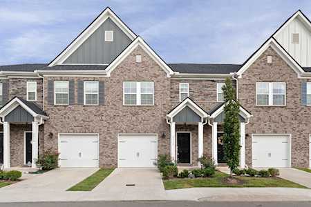 3312 Deerchase Cir Murfreesboro, TN 37129
